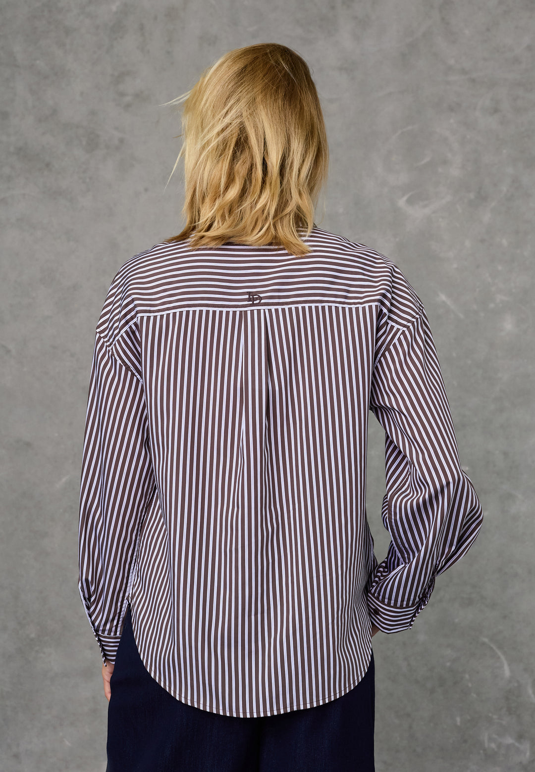 Love & Divine - Love1663 20427 - 832 - Brown Stripe