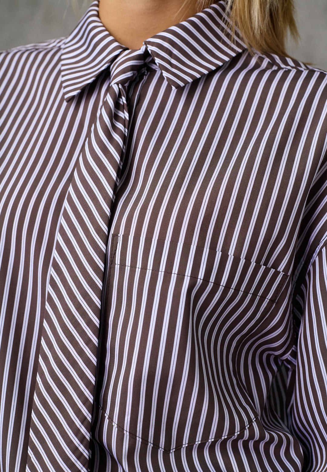 Love & Divine - Love1663 20427 - 832 - Brown Stripe