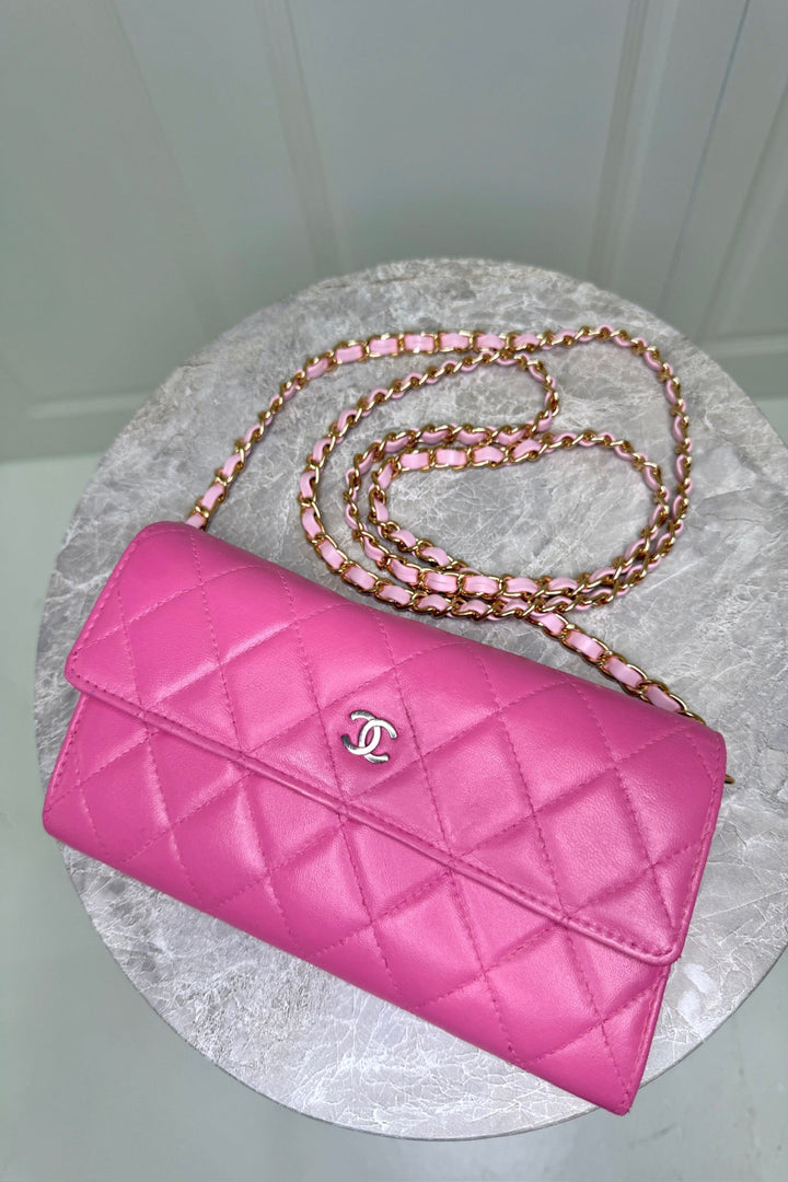 Preloved Vintageline X Molly&My  - Chanel Classic Flap Wallet 2  - Pink