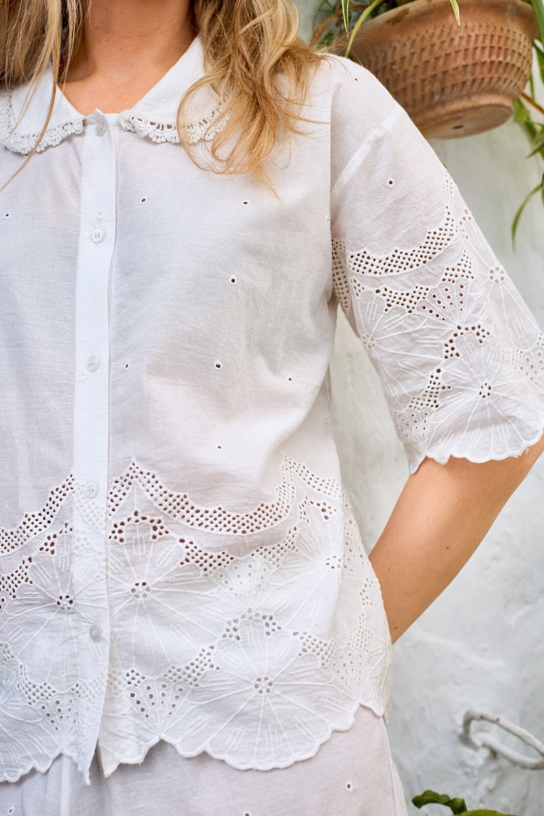 Black Colour - Bcagneta Lace Blouse 41135 - Off White