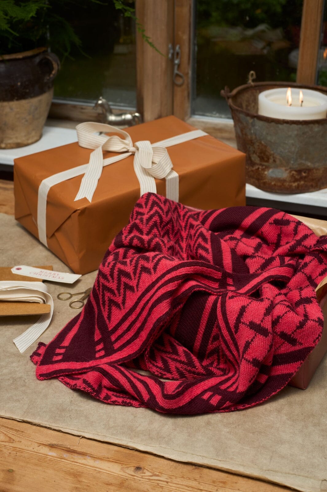 Black Colour - Bcbex Triangle Scarf 208279 - Berry