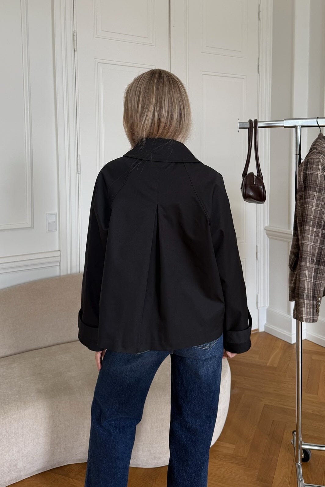 BYIC - Avaic Short Trenchcoat A2519 - Black