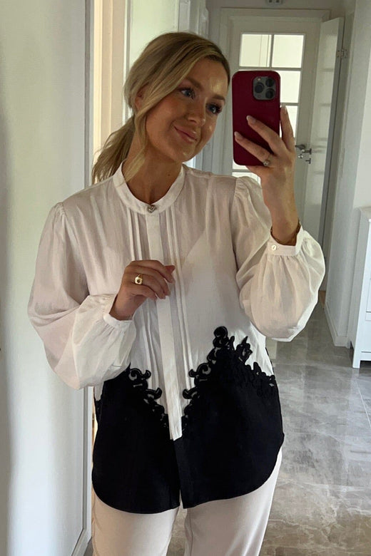 Dear Molly - Block Shirt - White With Black Skjorter 