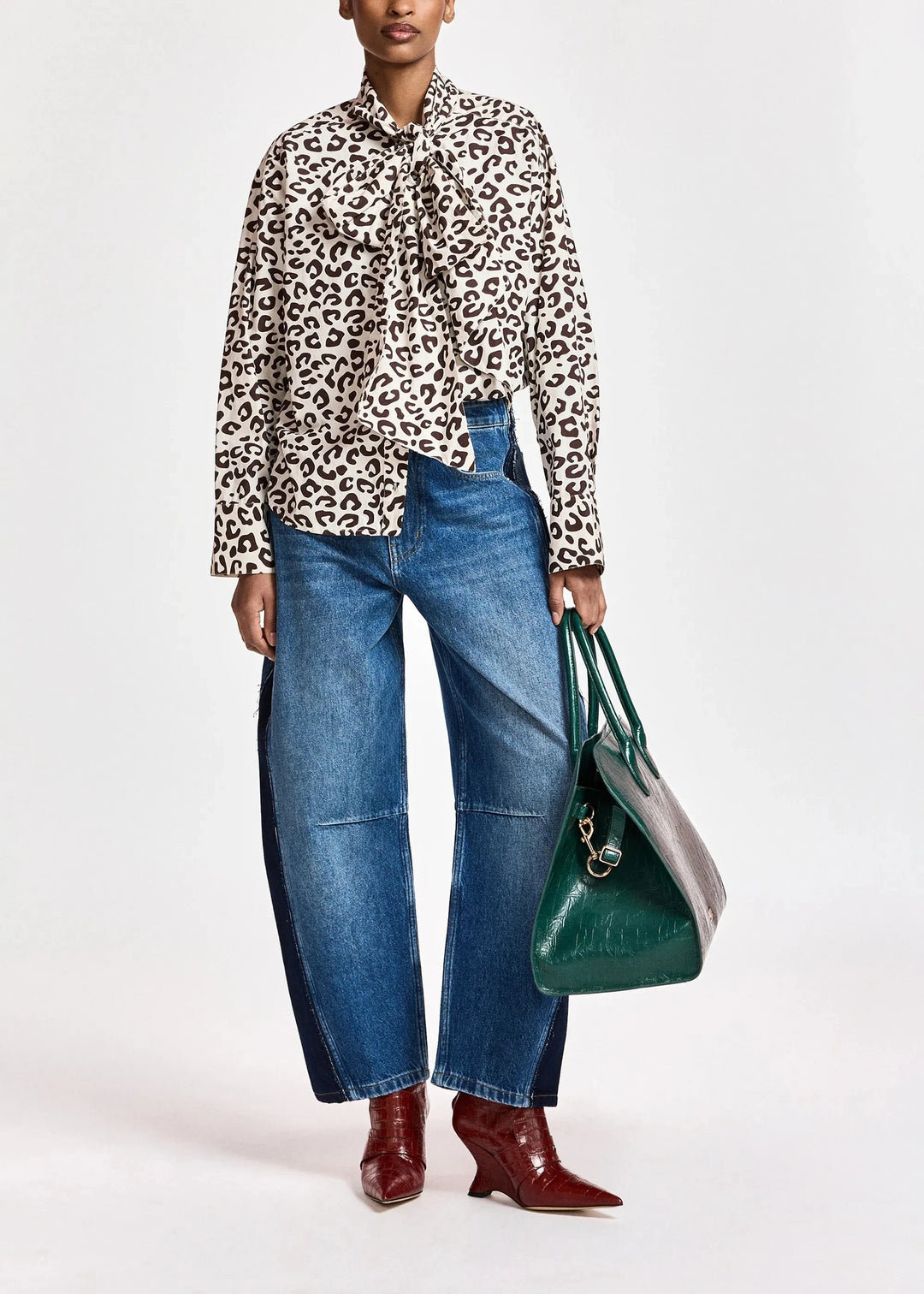 Essentiel Antwerp - Khaleesi Pussy Bow Tie Shirt - K3ba Combo3 Bear Me Skjorter 