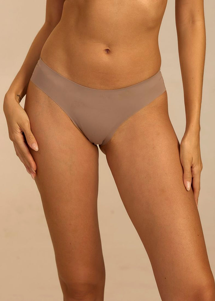 Femifemme - Invisible Soft Brazilian - Soft Mocha Trusser 
