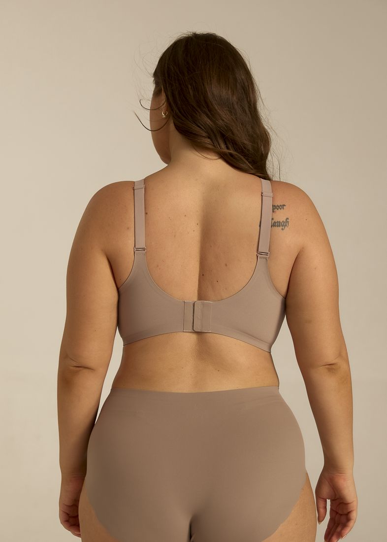 Femifemme - Softscallop Full Coverage BøJlefri Bh - Soft Mocha BH 