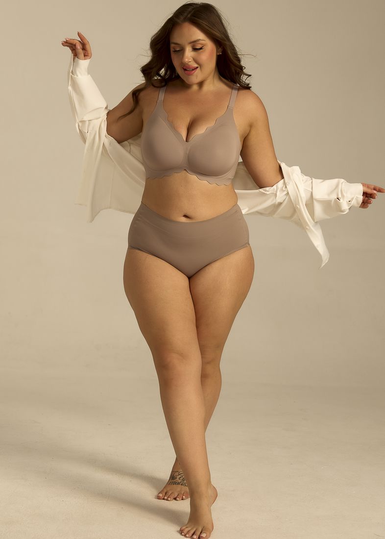 Femifemme - Softscallop Full Coverage BøJlefri Bh - Soft Mocha BH 