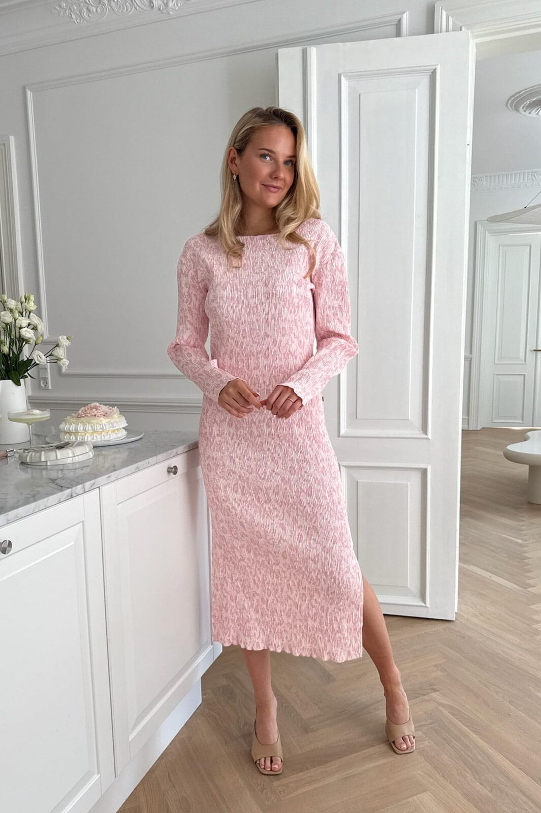 BYIC - Odaic Dress A1015 - Light Pink Floral