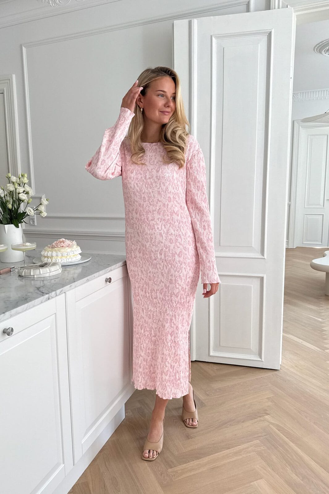 BYIC - Odaic Dress A1015 - Light Pink Floral