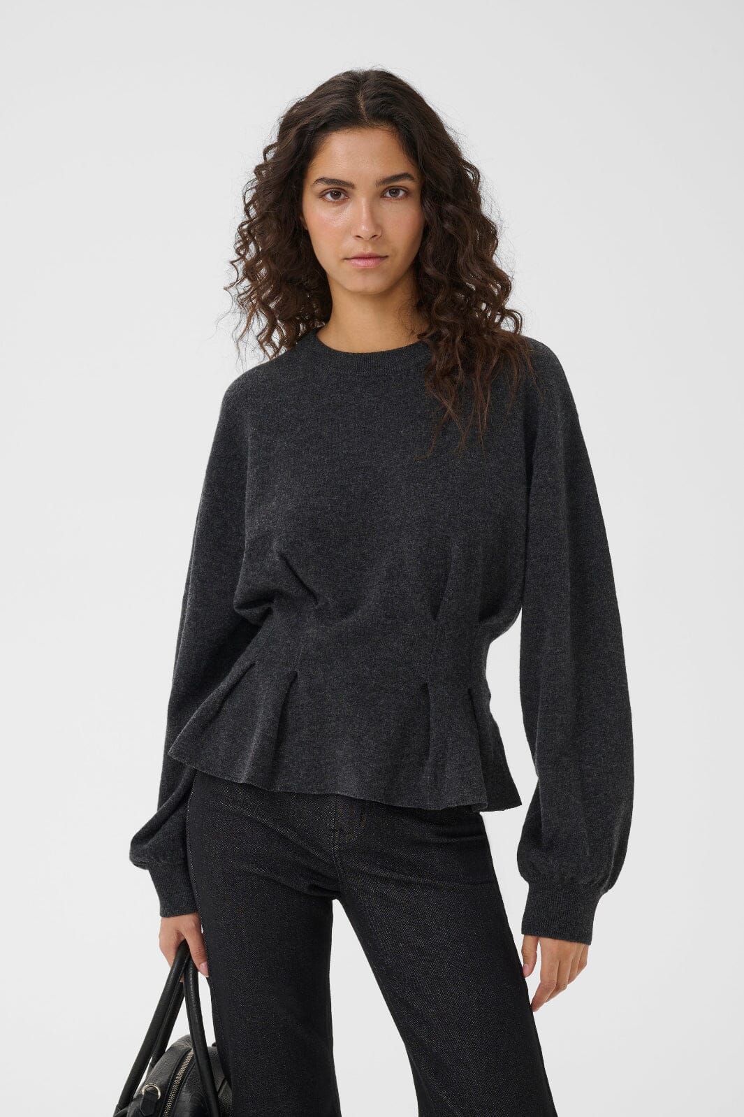 Gestuz - Gzmanzi Waist Pullover 10911492 - 106530 - Deep Graphite Melange Strikbluser 