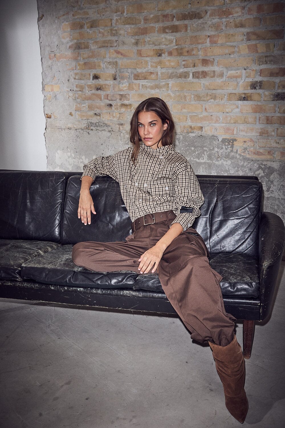 Haute L'Amitié - High Collar Check Shirt HL10839 - Beige Skjorter 