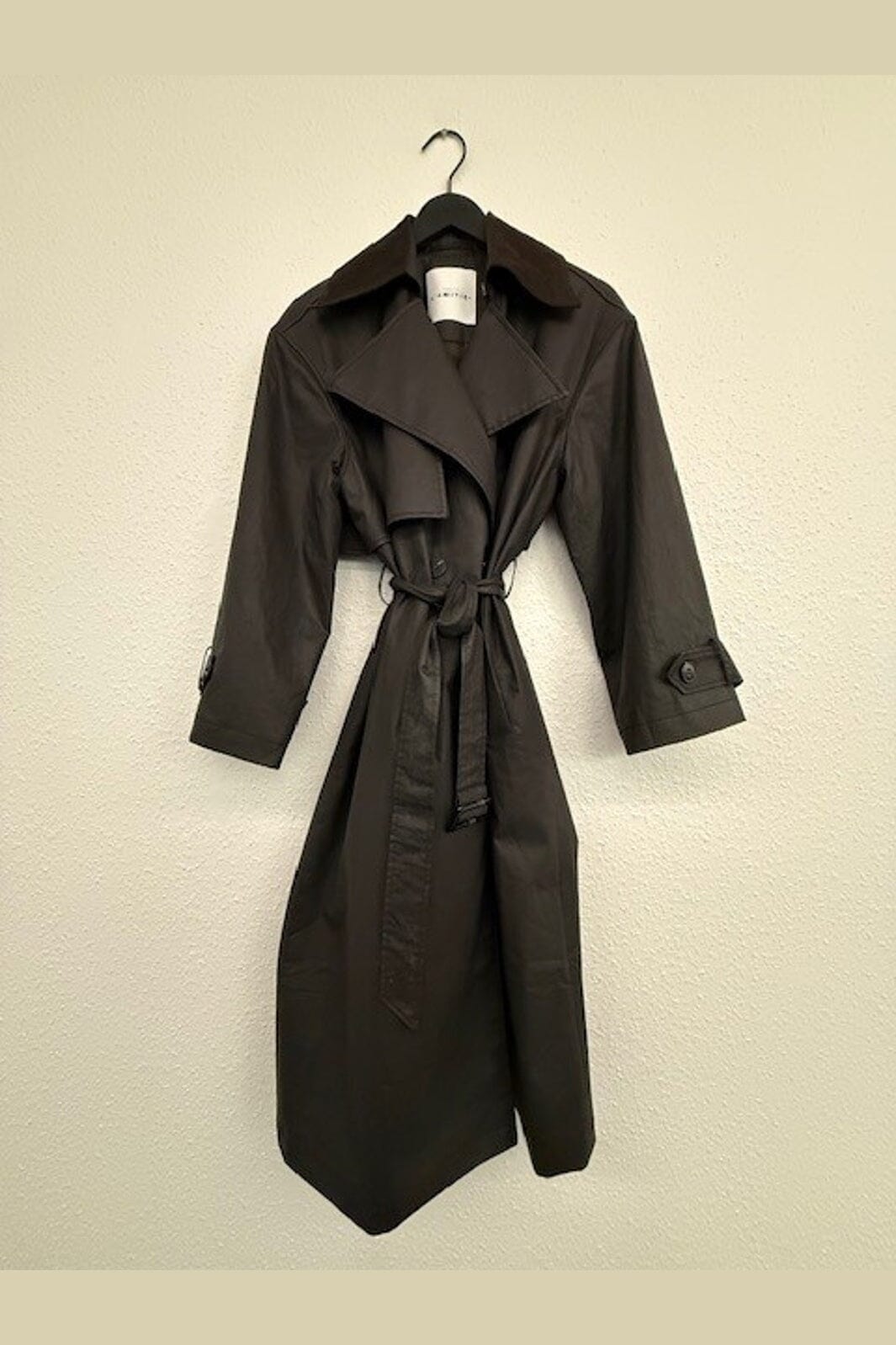 Haute L'Amitié - Oily Tech Trench HL10666 - Black