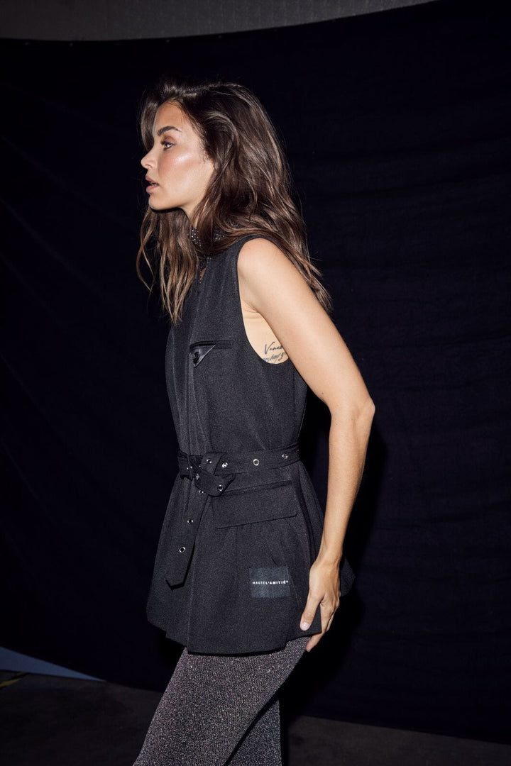 Haute L'Amitié - Premiere Peplum Belt Vest Hl10910 - Black Veste 