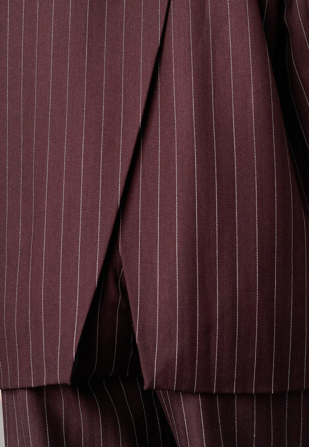 Love & Divine - Love1648 20306 - 834 - Brown Pinstripes Blazere 