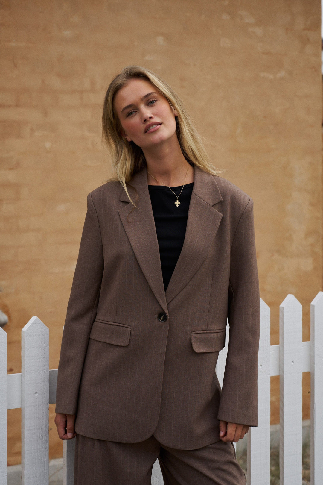 Neo Noir - Gaby Pinstripe Blazer 168204 - 214 - Taupe Blazere 