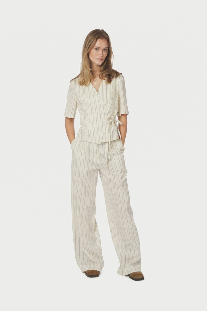Neo Noir - Simmo Stripe Eyelet Blouse 167886 - 121 - Off White