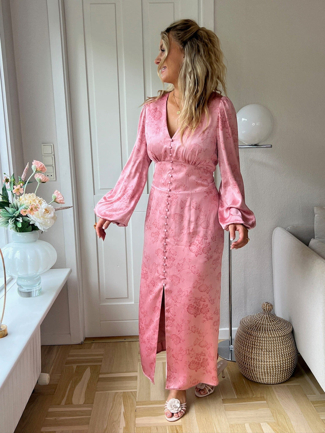 Neo Noir x Molly&My - Alto Pattern Sateen Dress 166828 - 754 - Light Pink Kjoler 