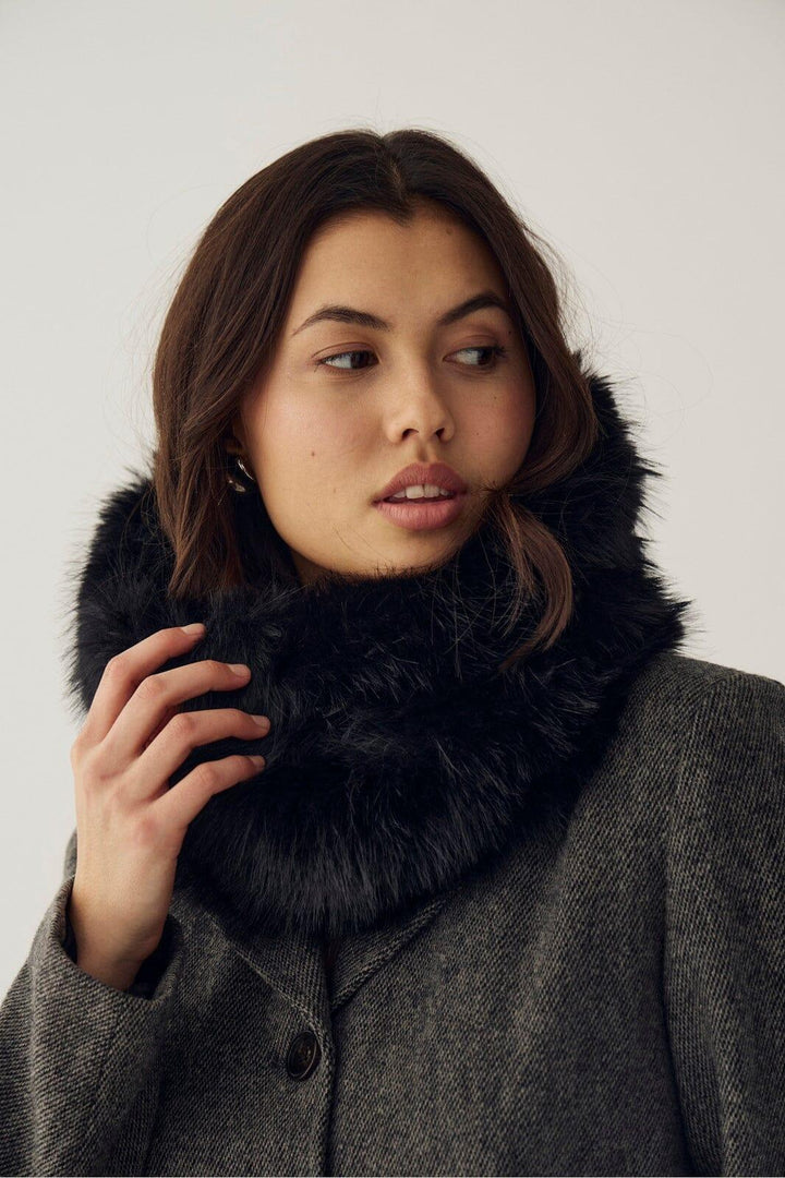 Noella - N-Mimma Snood 16910002 - 004 - Black