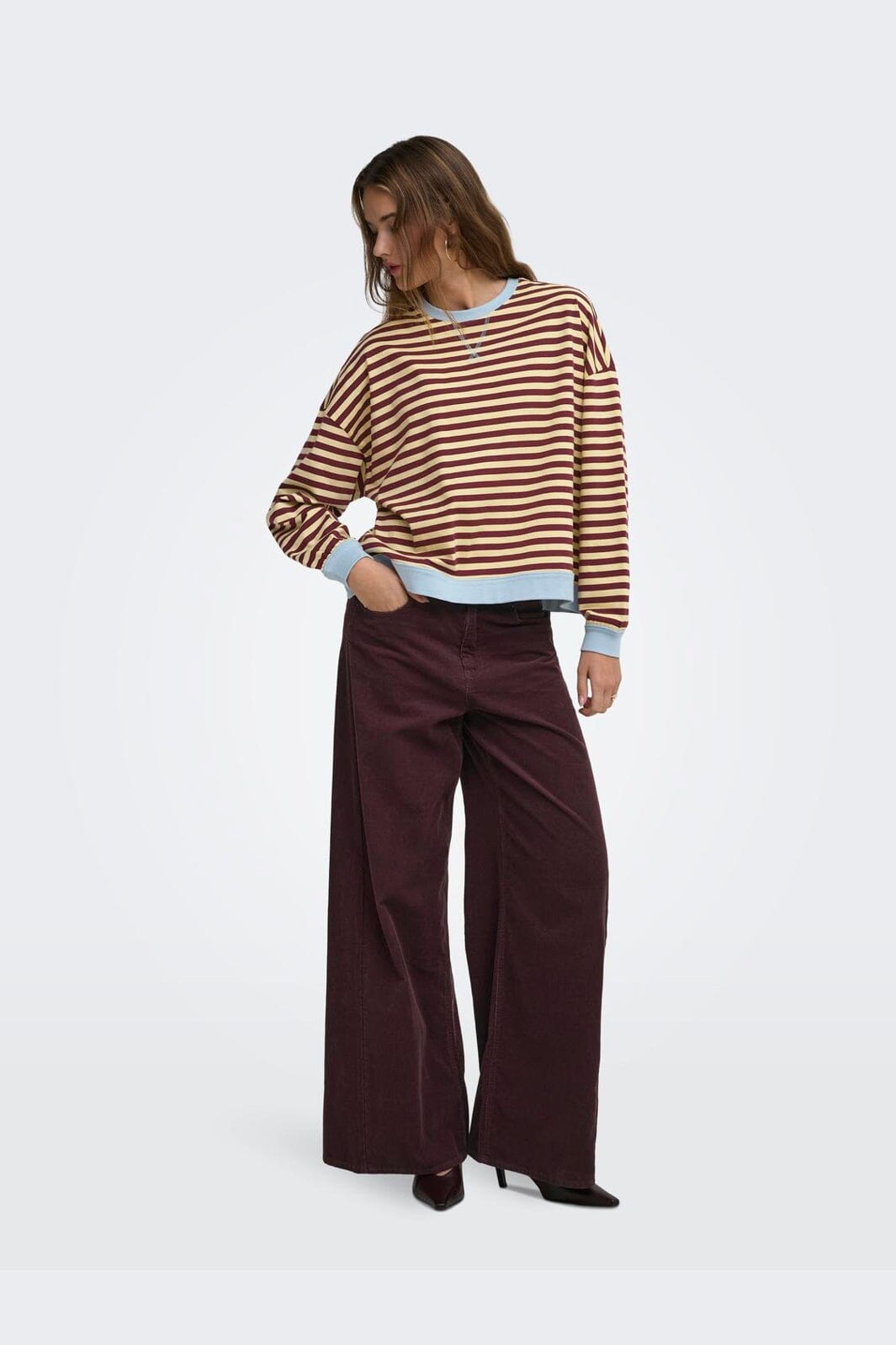 Only - Onlfreja L/S Loose Top - 5090443 Mellow Yellow Fig W. Contrast Cashmere Blue