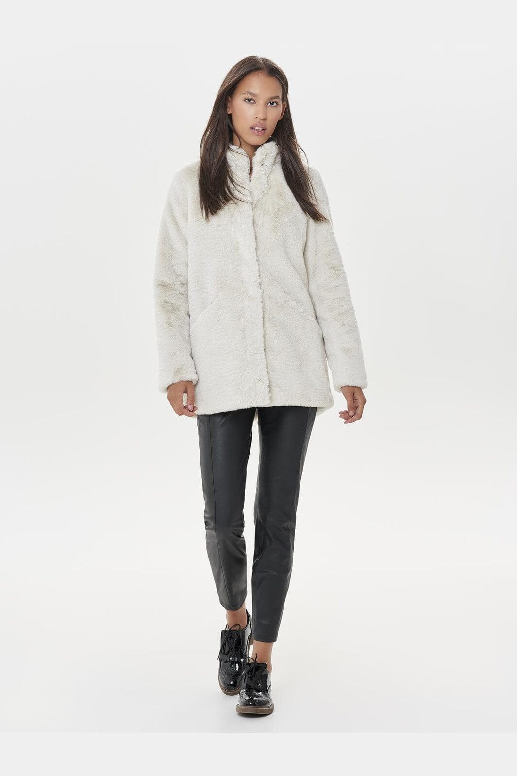 Only - Onlvida Faux Fur Coat - 2900048 Pumice Stone