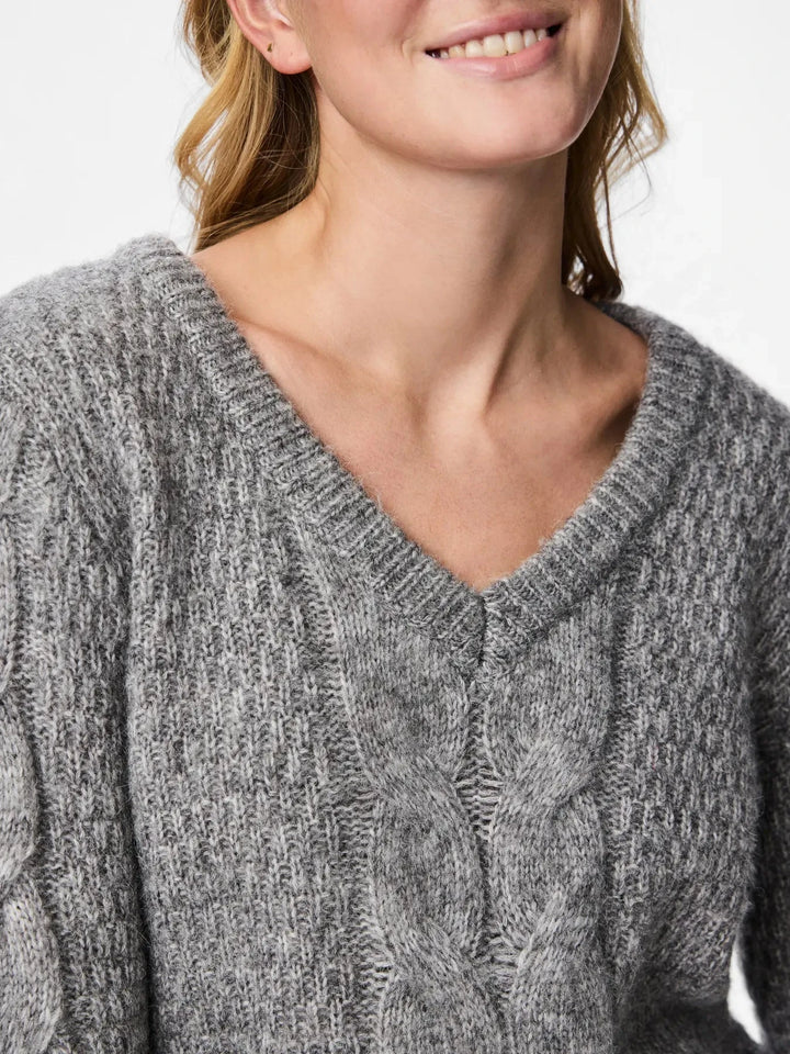Pieces - Pcnina Ls V-Neck Knit - 4799696 Medium Grey Melange Strikbluser 