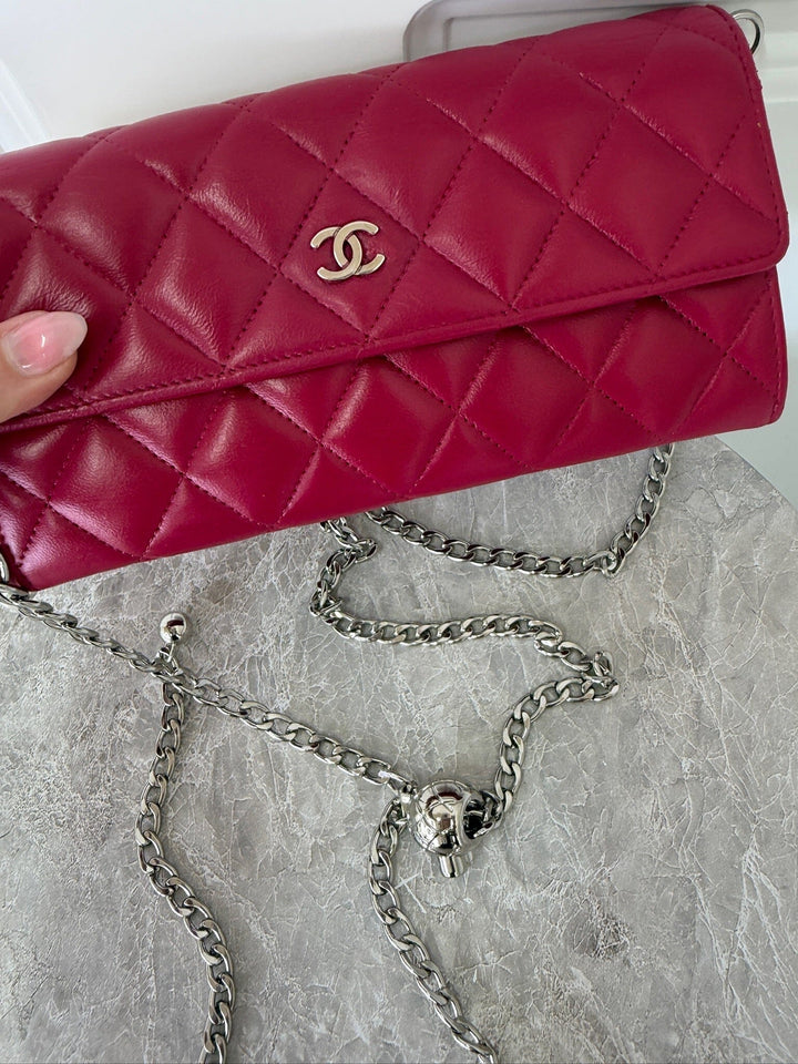 Preloved Vintageline X Molly&My - Chanel Classic Flap Wallet 3 - Logo Tasker 