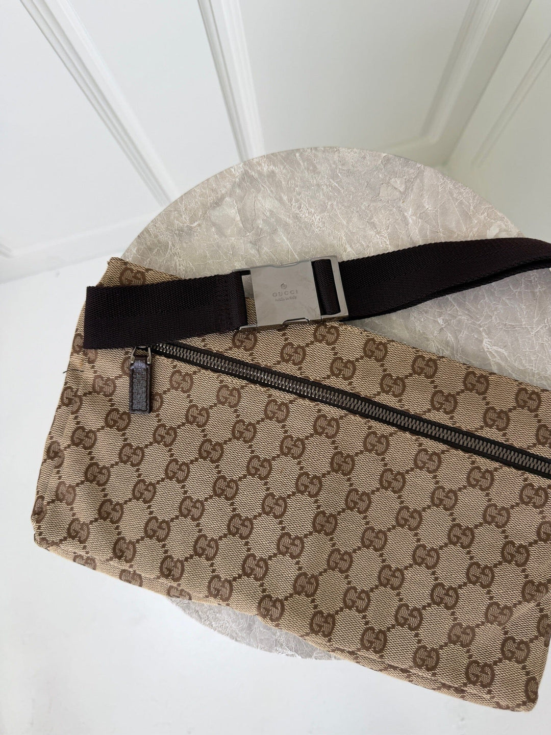 Preloved Vintageline X Molly&My - Gucci Bumbag 3341 – Vintage - Logo Bæltetasker 