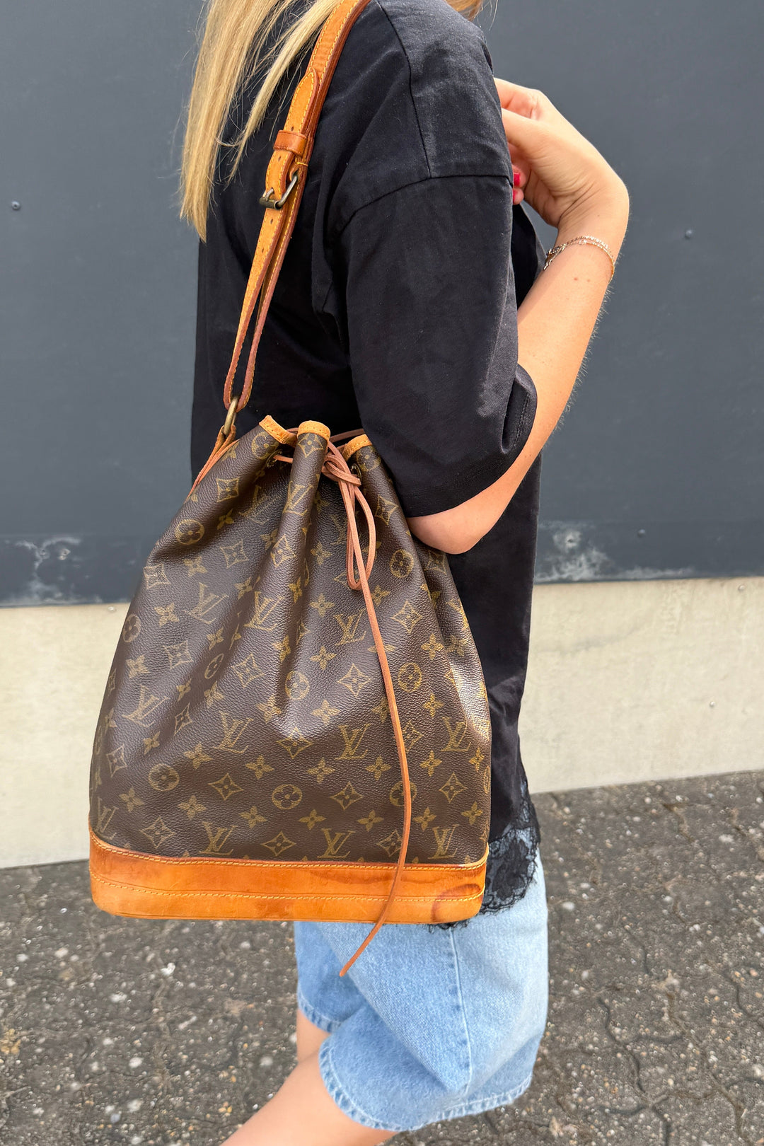 Preloved Vintageline x Molly&My - Louis Vuitton Noé Gm – Vintage - 1 - Logo Tasker 