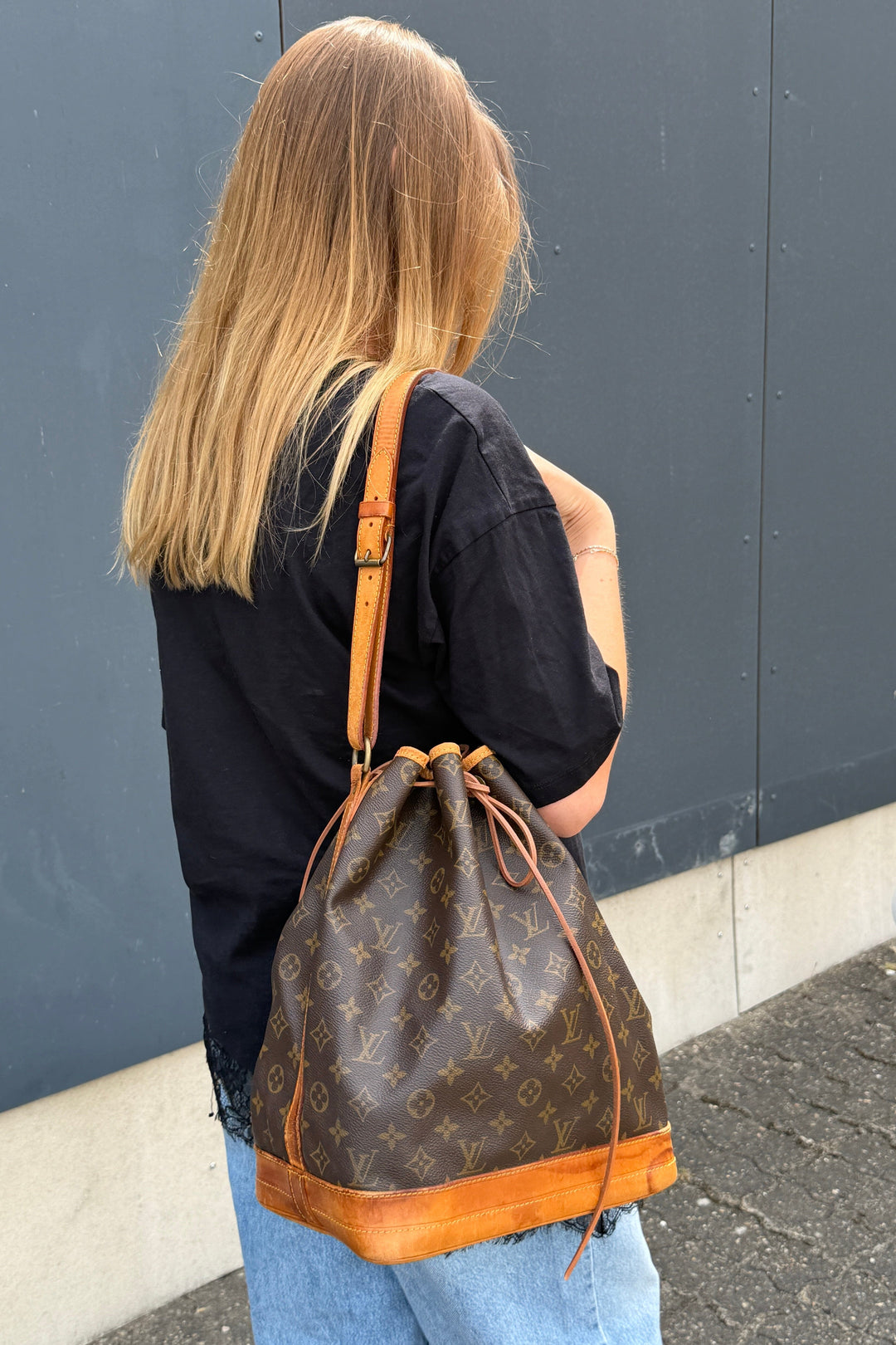 Preloved Vintageline x Molly&My - Louis Vuitton Noé Gm – Vintage - 1 - Logo Tasker 