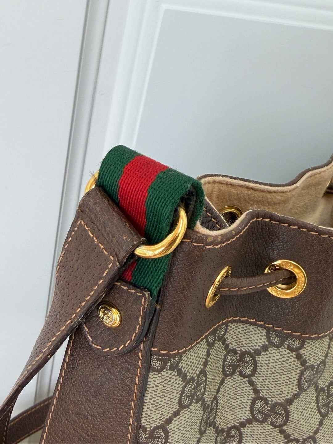 Preloved Vintageline x Molly&My - Vintage Gucci Bucket Bag – Gg Canvas & Kalveskind - Logo Tasker 