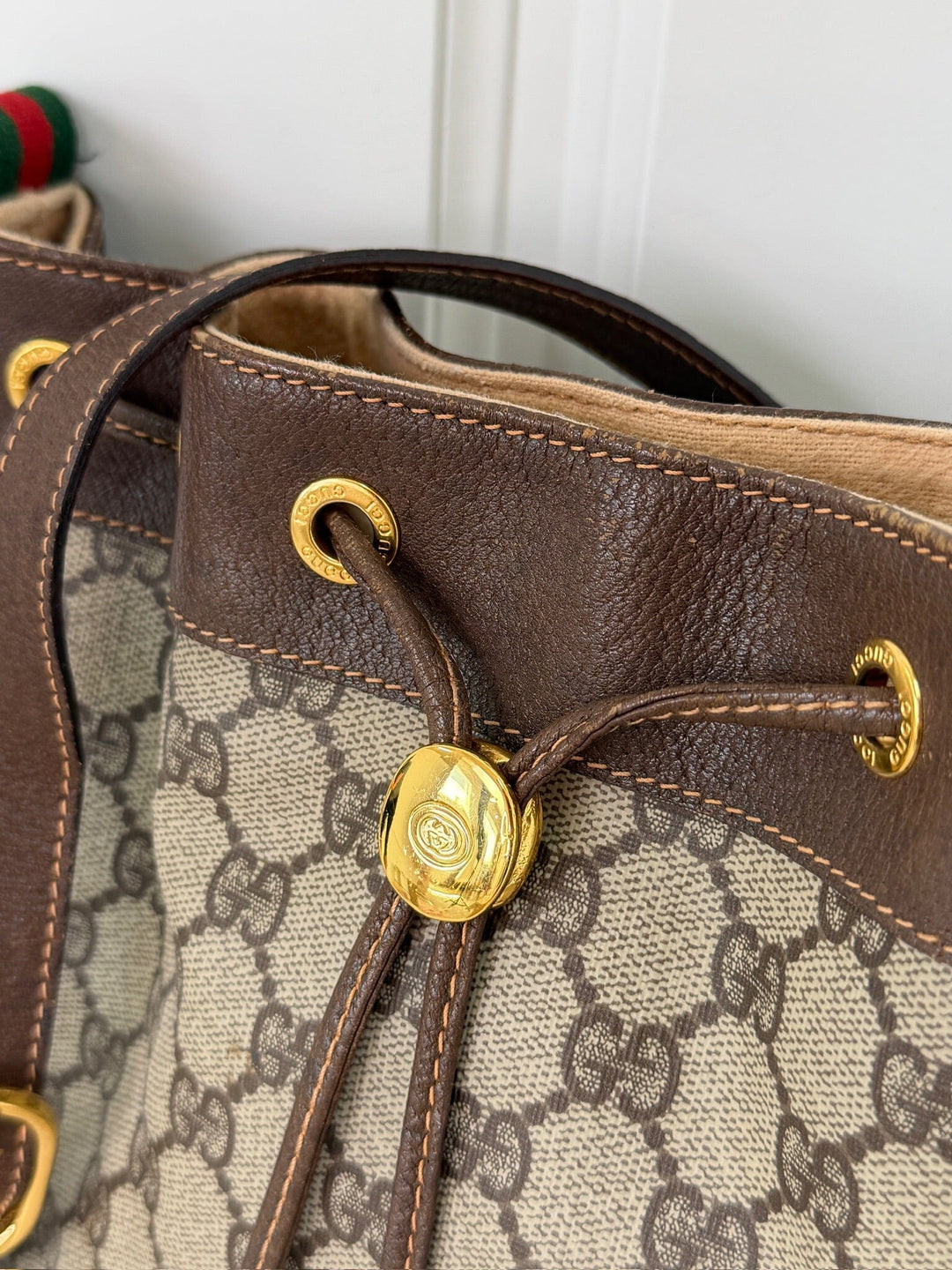 Preloved Vintageline x Molly&My - Vintage Gucci Bucket Bag – Gg Canvas & Kalveskind - Logo Tasker 