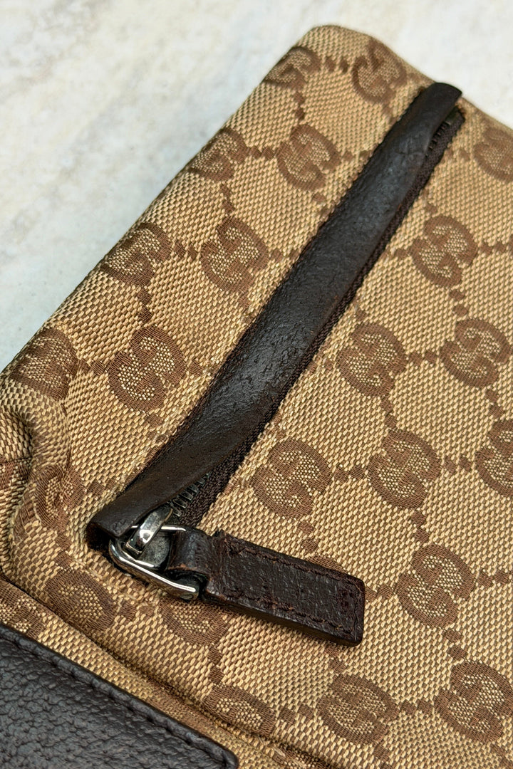 Preloved Vintageline x Molly&My - Vintage Gucci Bumbag 3 - Brown Tasker 