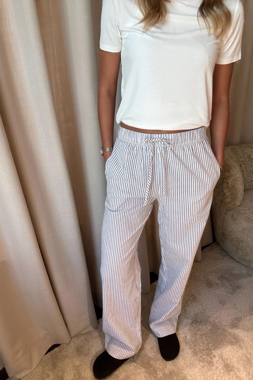 Sofie Schnoor - S237111 Trousers - Dark Blue Striped Bukser 